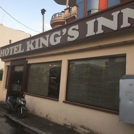 Hotel Kings Inn Haridvár Kültér fotó